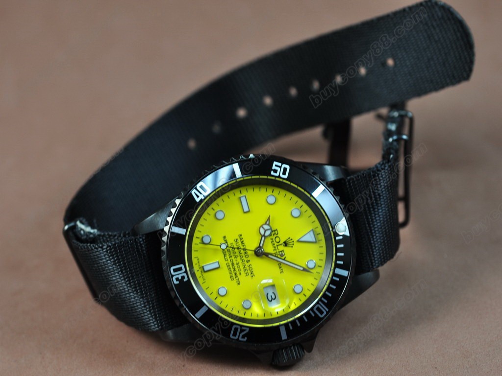 勞力士【男性用】Submariner PVD Satin Strap Black Dial A-2836-2 自動機芯搭載5