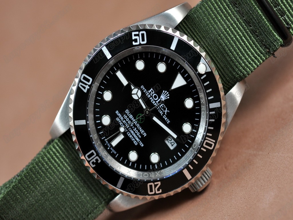 勞力士【男性用】Submariner SS Satin Strap Black Dial A-2836-2 自動機芯搭載0