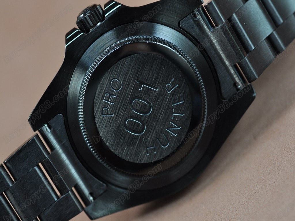 勞力士【男性用】Pro Hunter Ceramic Bel Black Dial A2836-2 自動機芯搭載1