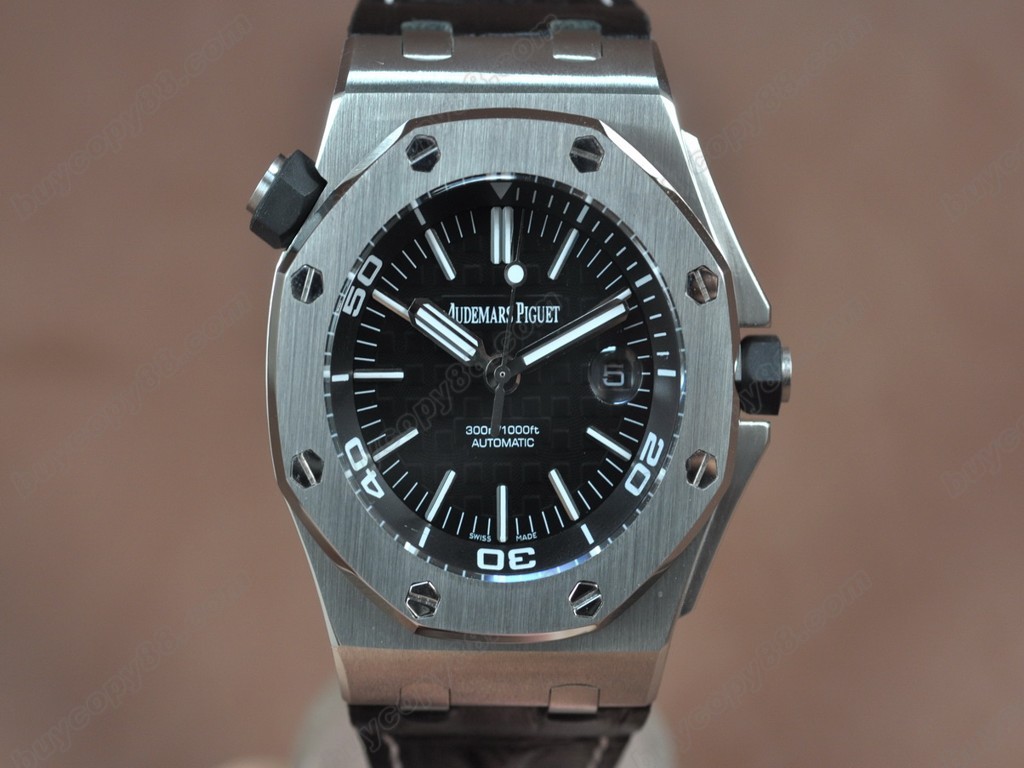 愛彼錶【男性用】Royal Oak Offshore SS/LE Black dial Eta 2836-2  自動機芯搭載8