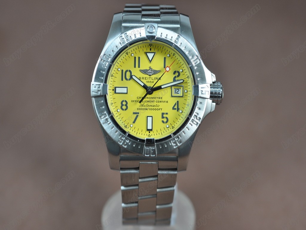 百年靈【男性用】 Skyland Avenger SS/SS Yellow Swiss Eta 2824-2 自動機芯搭載0