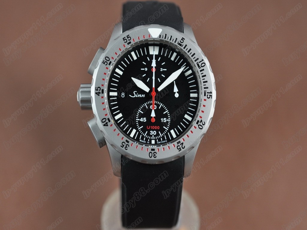 Sinn德製軍錶【男性用】 U1000 Chrono SS/RU Black Asia 7750 自動機芯搭載．振頻每小時 28,800 次0