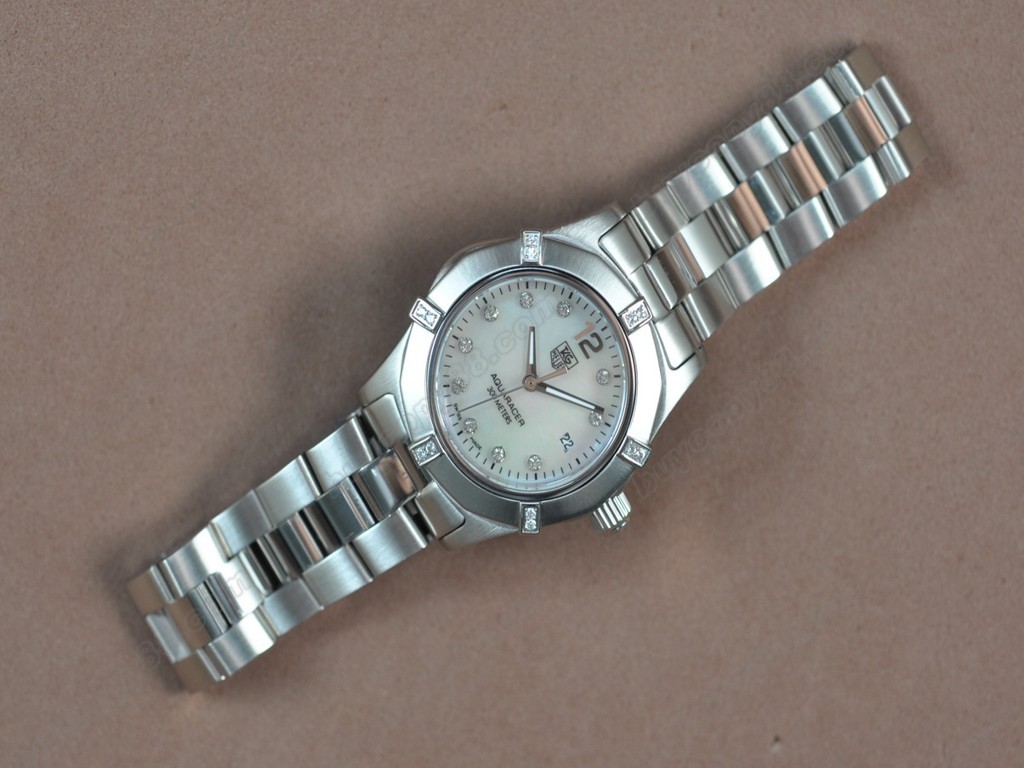 豪雅【女性用】Aquaracer Ladies SS/SS/Diam Pearl white Swiss Eta 石英機芯搭載1