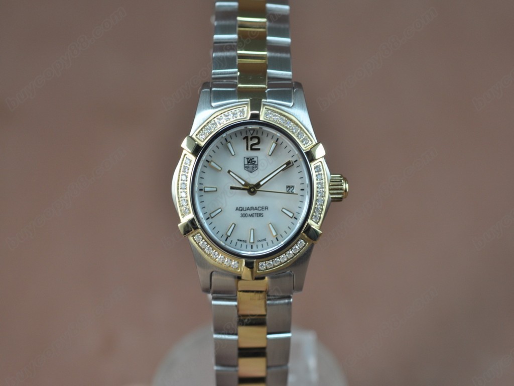 豪雅【女性用】Aquaracer Ladies TT/Diam Pearl white Swiss Eta 石英機芯搭載6