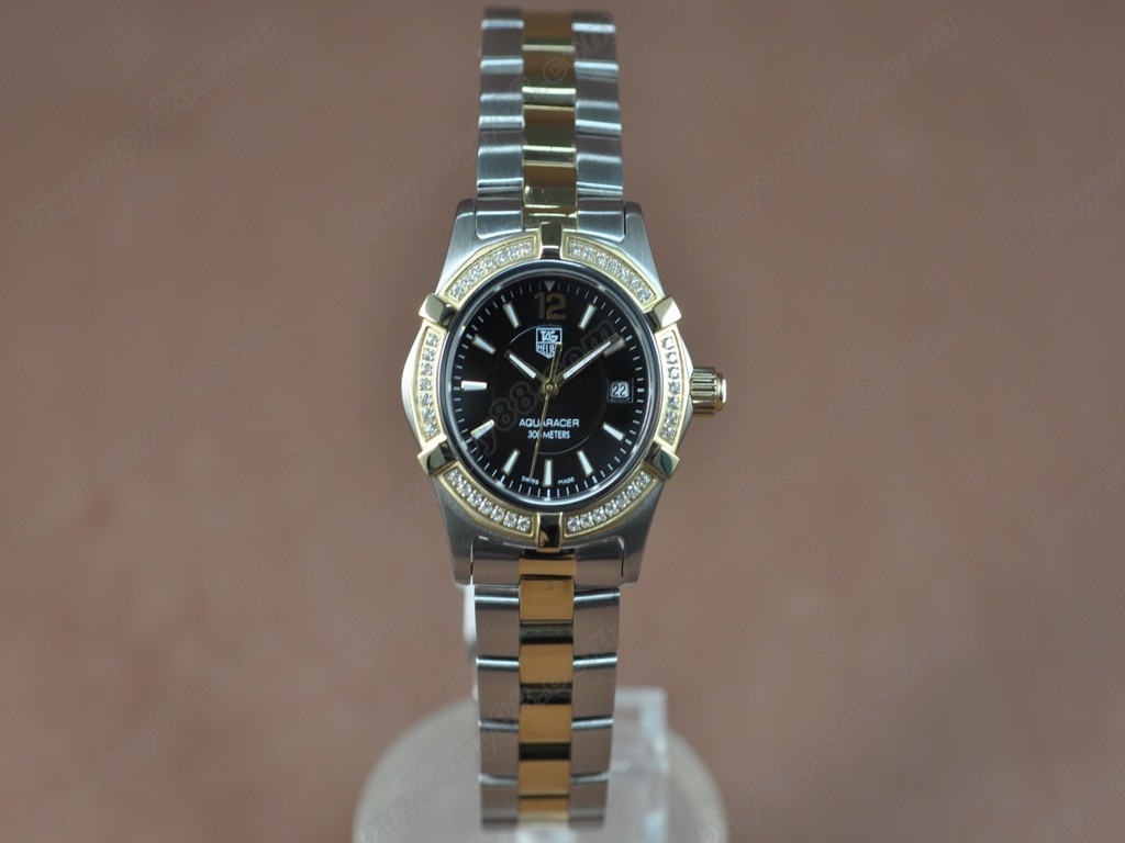 豪雅【女性用】Aquaracer Ladies TT/Diam Black dial Swiss Eta石英機芯搭載　5