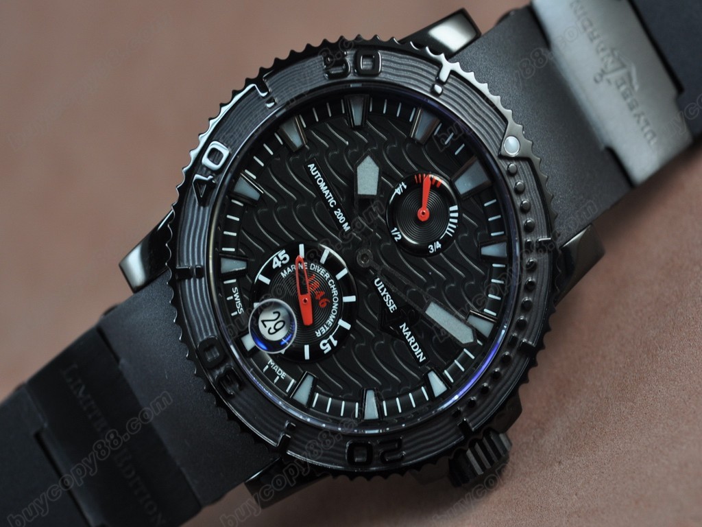 雅典錶【男性用】 Maxi Marine Diver PVD/RU Black Ocean Asia 23J PR自動機芯搭載0