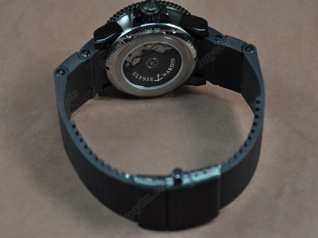 雅典錶 【男性用】 Maxi Marine Diver PVD/RU Black Ocean Asia 23J PR自動機芯搭載2