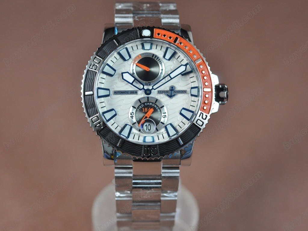 雅典錶【男性用】 Maxi Marine Diver SS/SS Silver Surf A-23J自動機芯搭載0