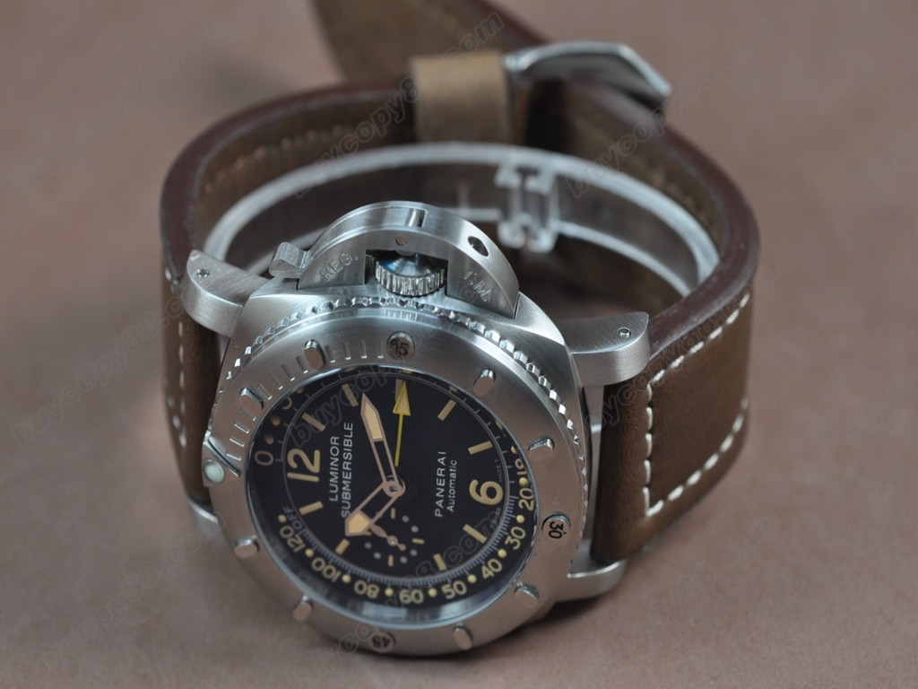 沛納海【男性用】Submersible GMT 47mm SS/LE Black dial 自動機芯搭載6