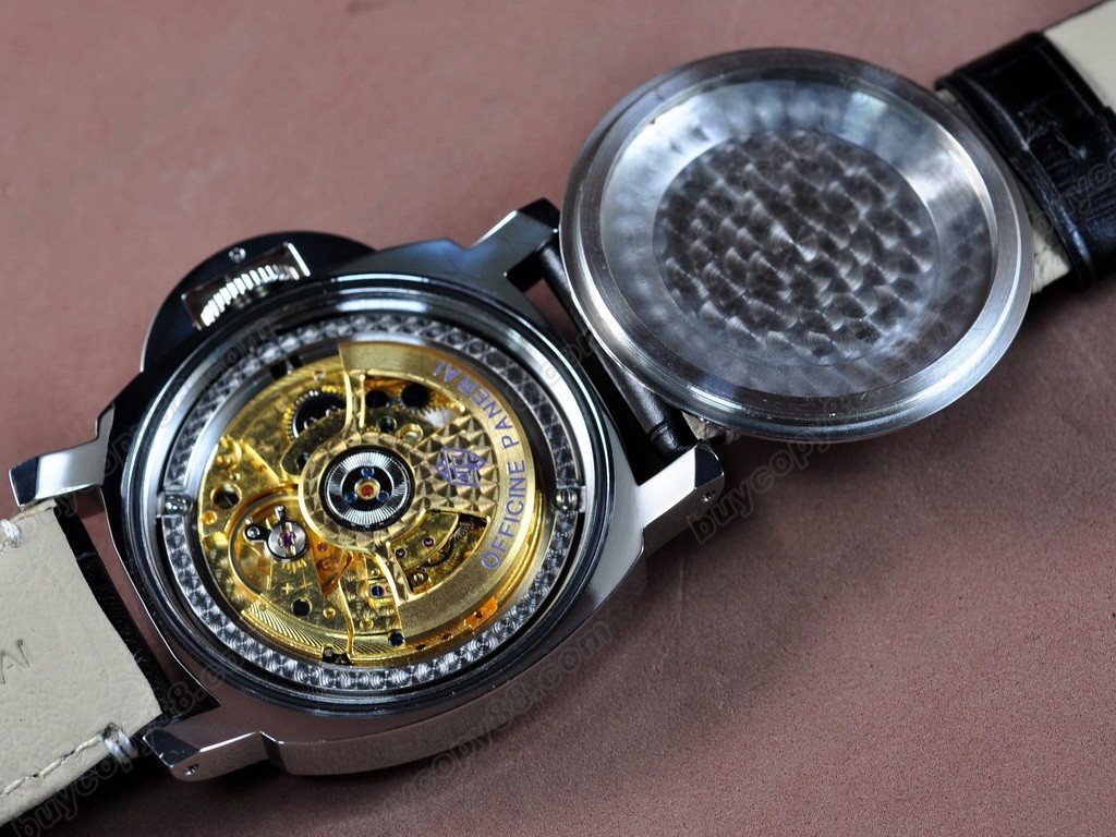 沛納海【男性用】 Luminor GMT SS/LE Black 44mm Asian自動機芯搭載2