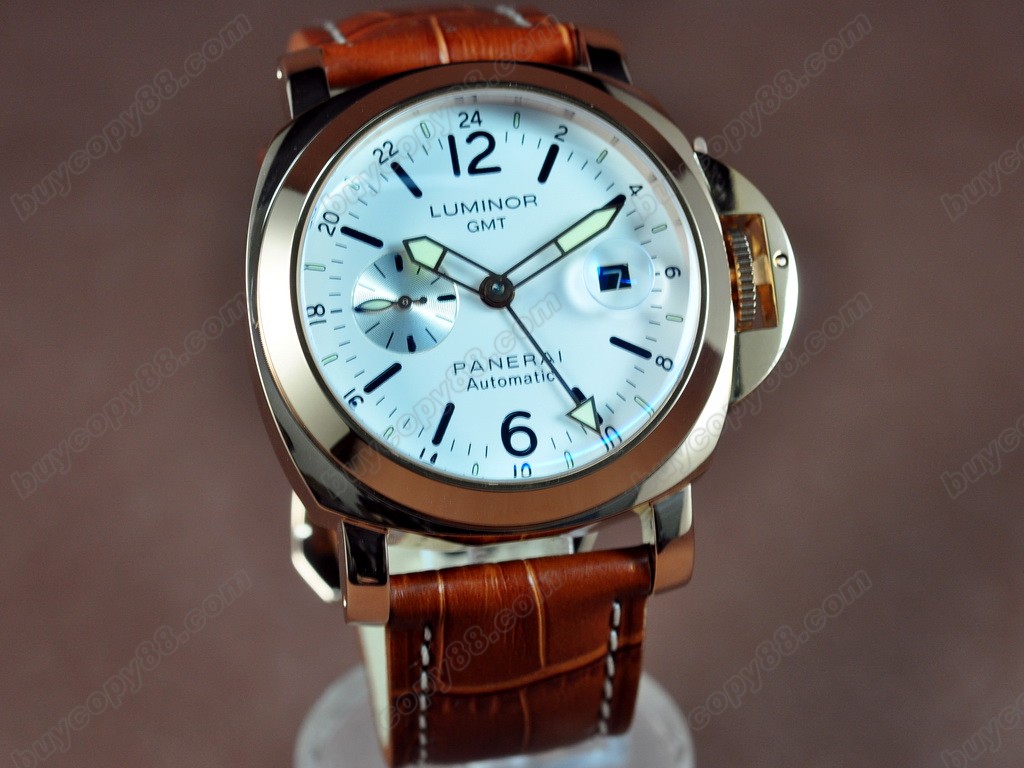 沛納海【男性用】Luminor Automatic GMT White Dial 自動機芯搭載1