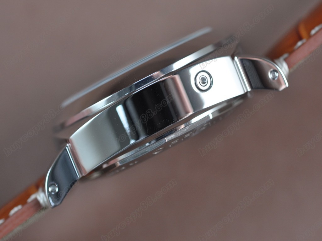 沛納海【男性用】 Luminor Marina 44mm SS/SS Black dial Asian自動機芯搭載2