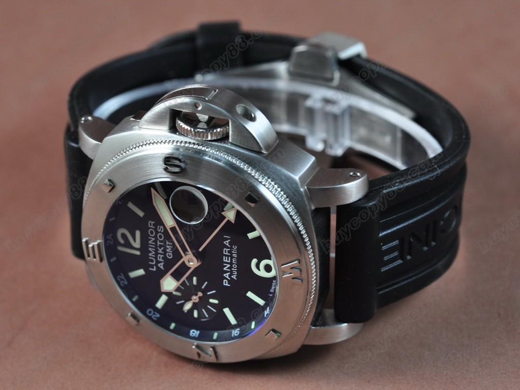 沛納海【男性用】Luminor Arktos GMT SS/RU Black Asian 自動機芯搭載7