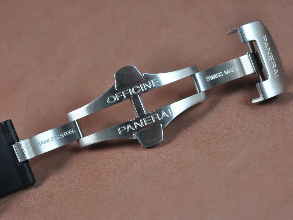 沛納海【男性用】Luminor Arktos GMT SS/RU Black Asian 自動機芯搭載10