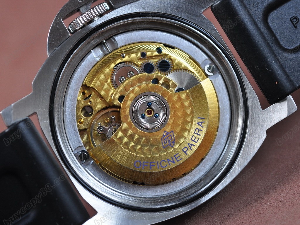 沛納海【男性用】Luminor Arktos GMT SS/RU Black Asian 自動機芯搭載9