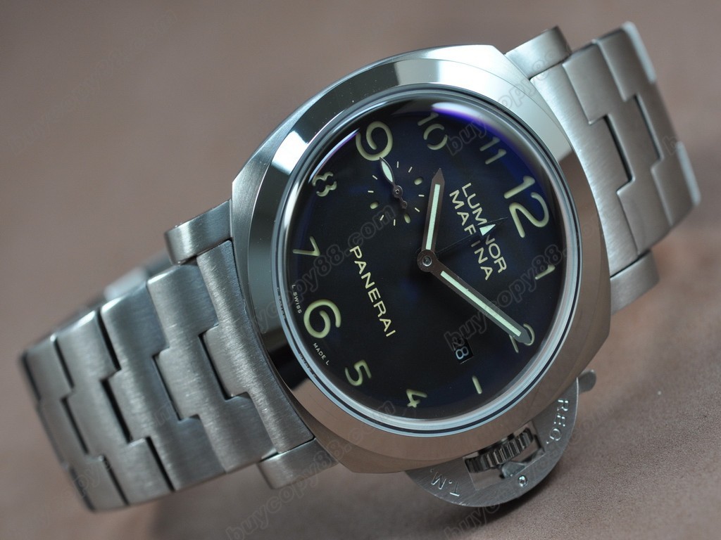 沛納海【男性用】 Luminor GMT Black 44mm Asian自動機芯搭載4